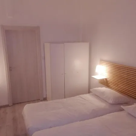Room Turati Pinerolo * Pinerolo
